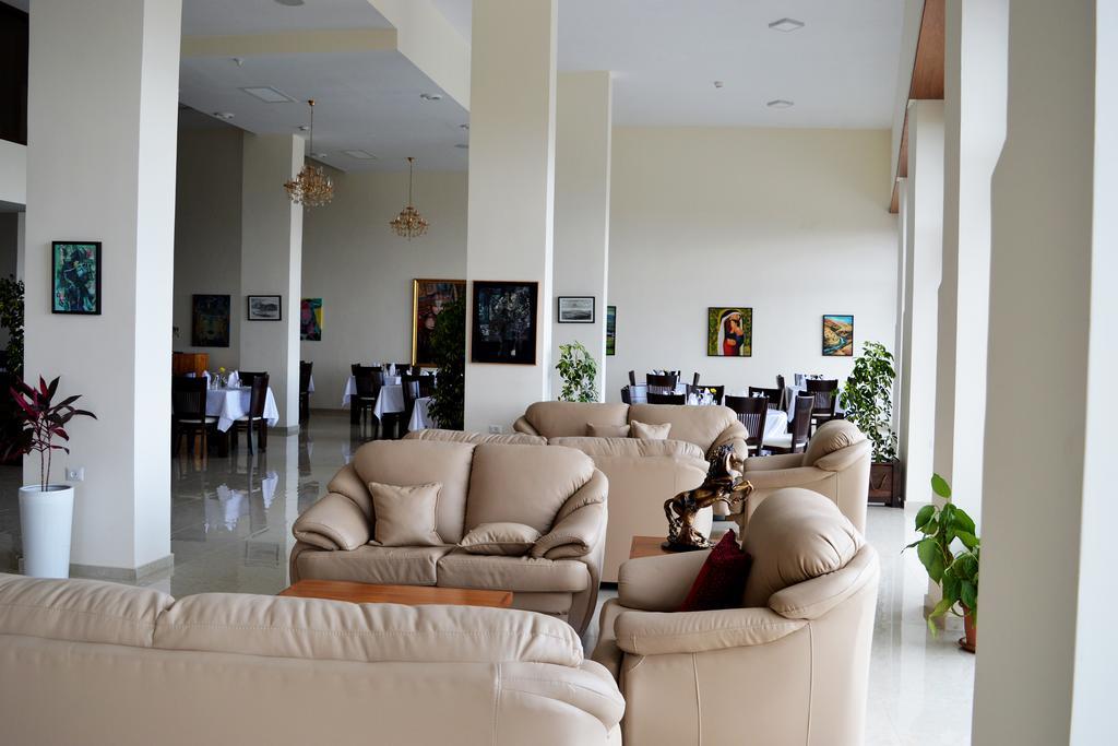Taybeh Golden Hotel Ramallah Exterior photo