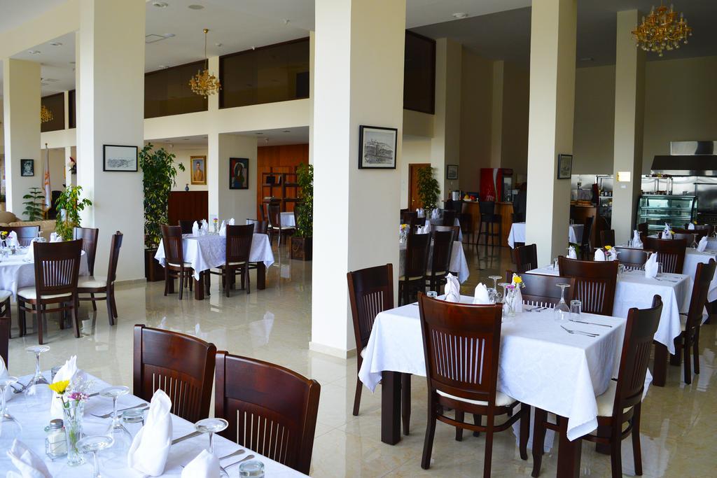 Taybeh Golden Hotel Ramallah Exterior photo